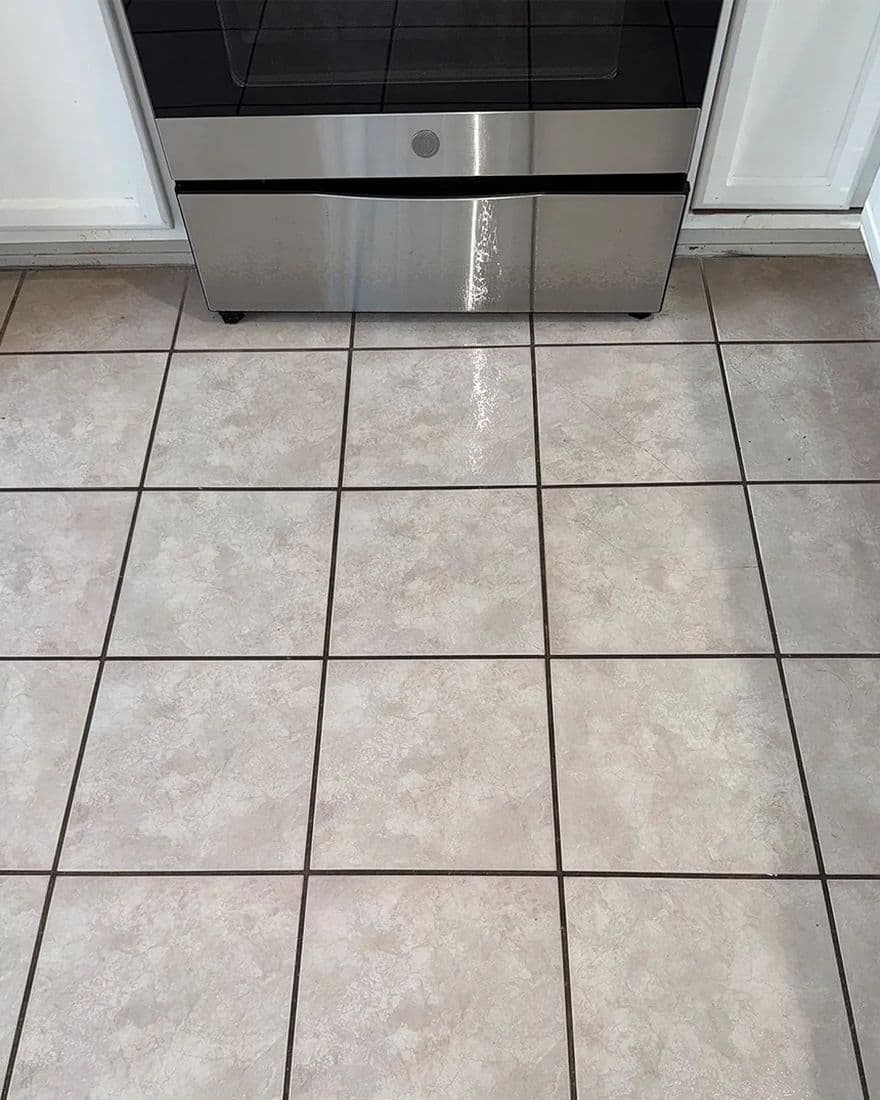 Kitchen tile and grout, before cleaning